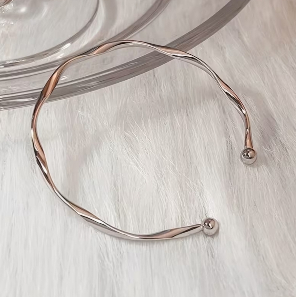Silver Minimalist Curve Wave Cuff Bracelet